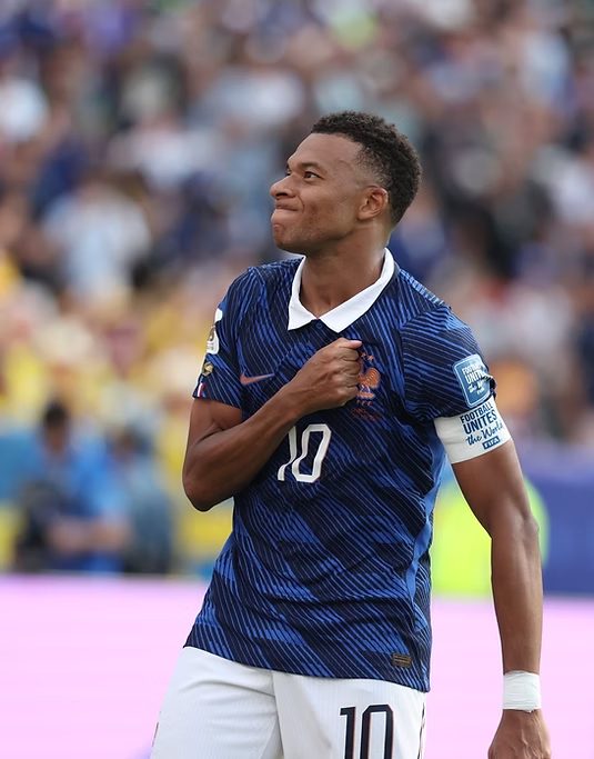 France 3-0 Suède : La meilleure armada du Mondial en marche vers les quarts !