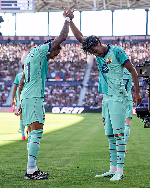 Levante 2-4 Barça : Yamal et Raphinha régalent, Adeyemi le super sub !